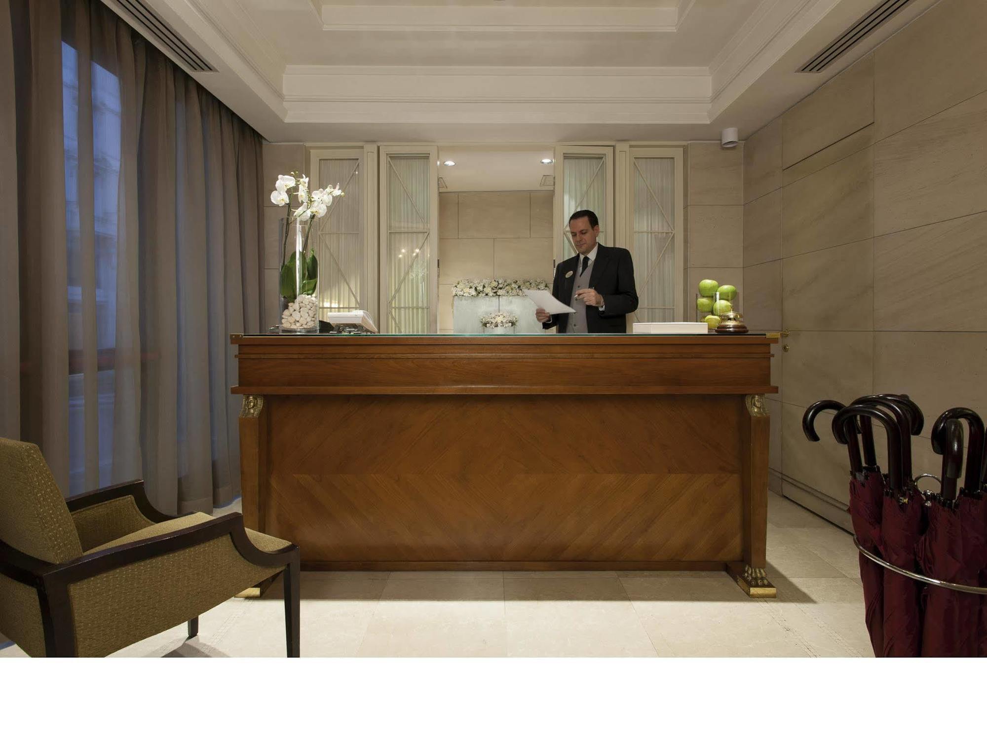 Stendhal Hotel Рим Экстерьер фото